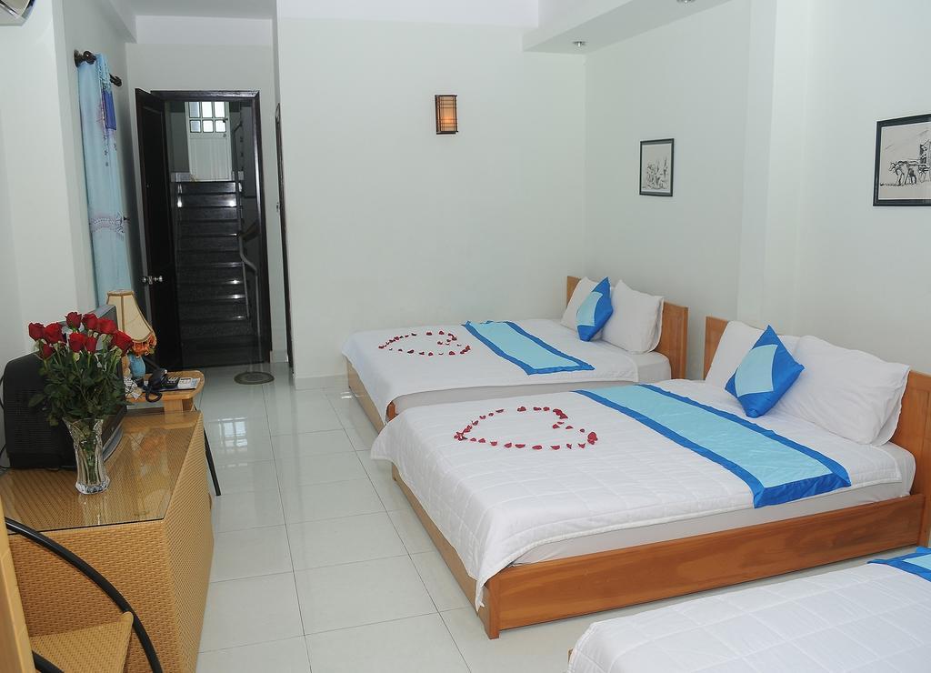 Queen 2 Hotel Нячанг Номер фото